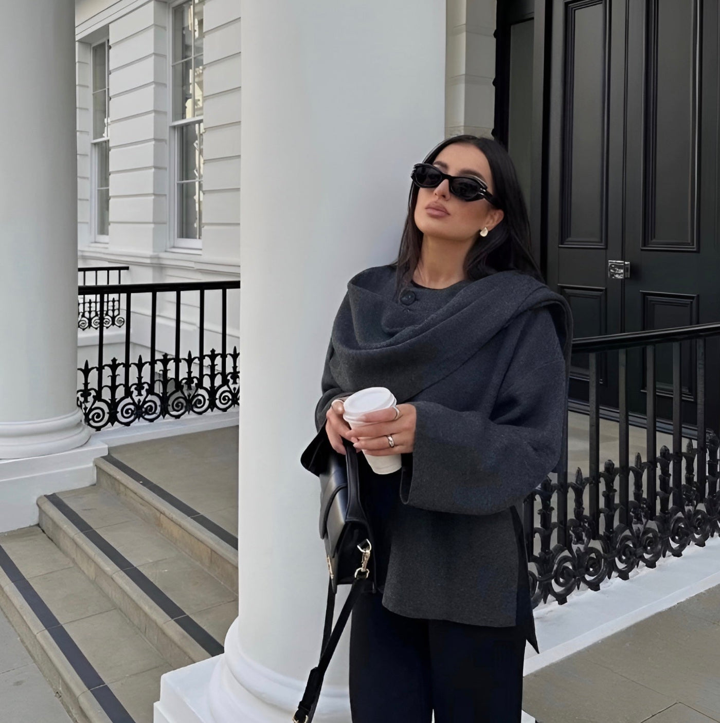 Bellava™ | Viral Chic Cape Mantel